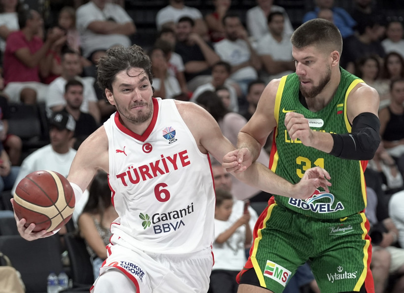 12 Dev Adam, Litvanya'ya farklı yenildi - Resim : 1