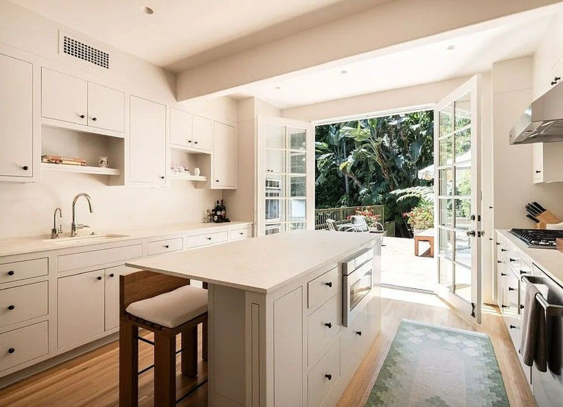 Ünlü oyuncu, kocasının intihar ettiği evi satışa çıkardı - Resim: 8