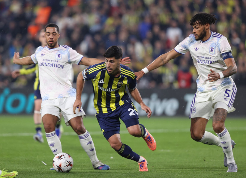Fenerbahçe her şeyi yaptı ama Bizot'u geçemedi! Kadıköy'de kazanan Aston Villa: 0-1 - Resim : 5
