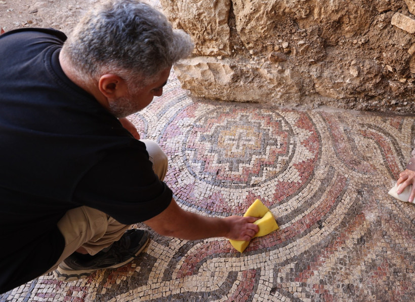 Mardin’de tesadüfen 1500 yıllık eser bulundu - Resim : 2