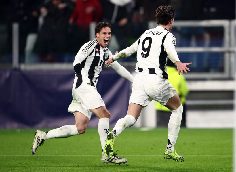 Kenan Yıldız, Paul Scholes'u şaşkına çevirdi! Şampiyonlar Ligi’ni salladı - Resim : 1