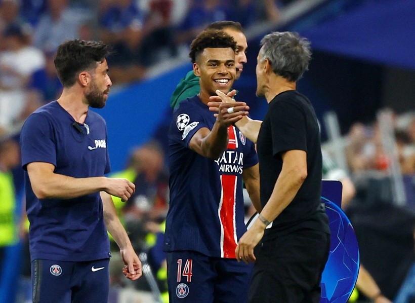 Şampiyonlar Ligi finalinde tarihi hezimet! PSG, Inter'i darmadağın etti: Doue 3 kez tarihe geçti - Resim: 11