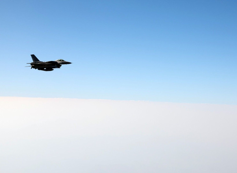 Umman uçakları Erdoğan'a eşlik etti - Resim: 4