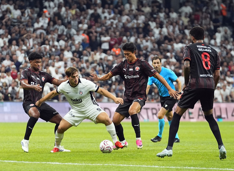 Kartal, Orkun Kökçü ile kanatlandı: Beşiktaş, Midtjylland karşısında avantajı kaptı - Resim : 5