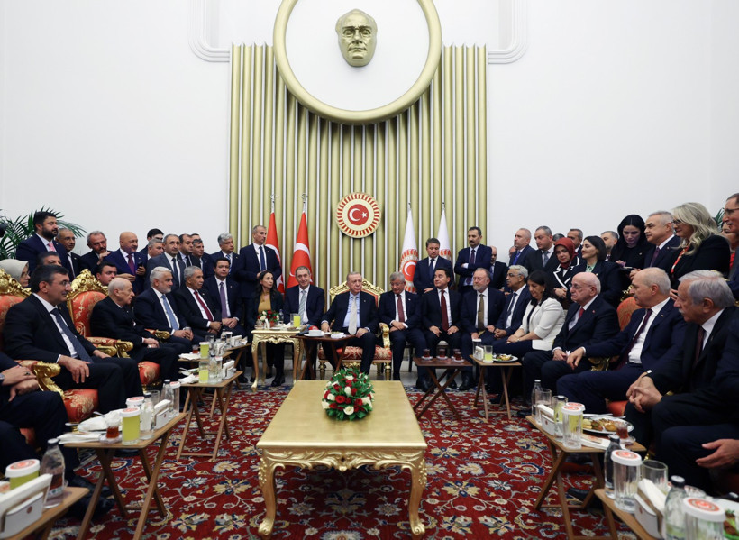 Erdoğan da fotoğraf tartışmasına girdi: O karede olamayanlar kendilerini hesaba çekmeli - Resim : 1