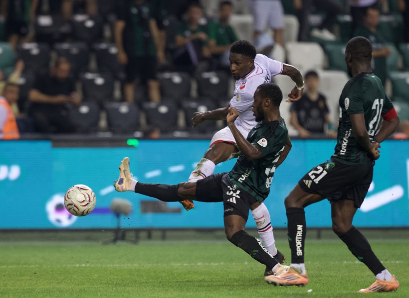 Kocaelispor'a Samsunspor maçında tek gol yetti - Resim : 1