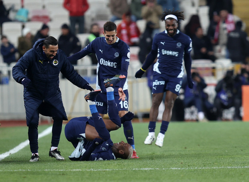 Fenerbahçe Sivas'a acımadı, Talisca ve Tadic şov yaptı - Resim : 2