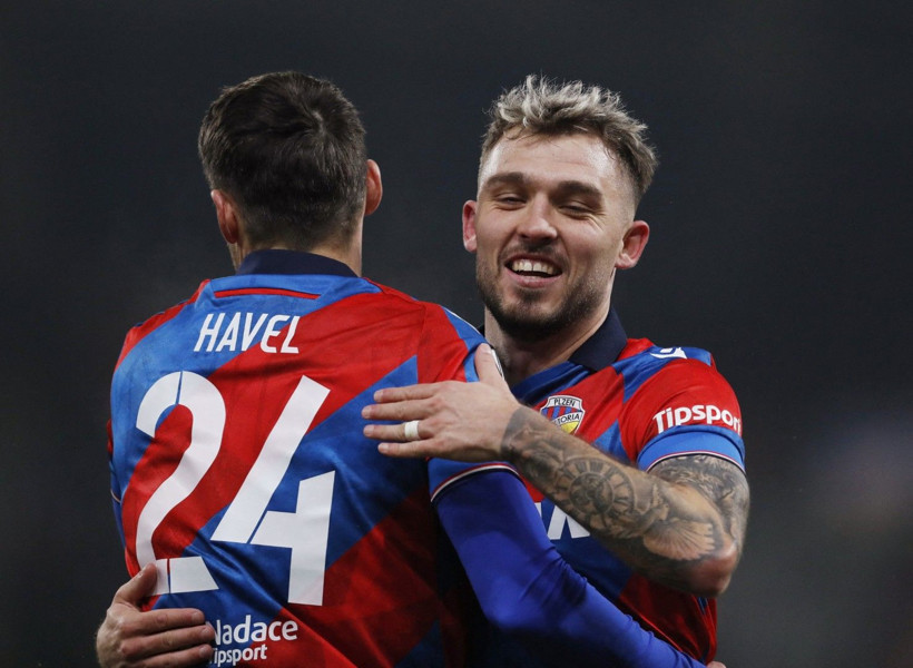 Avrupa Ligi'nde tur atlayan takımlar belli oldu: 18 maçta 51 gol atıldı - Resim: 15