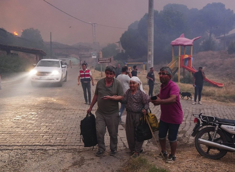 İzmir Ödemiş'te yangın felaketi: Köyler boşaltıldı - Resim: 15