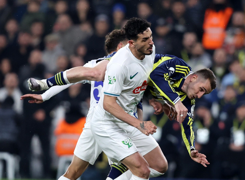 Fenerbahçe 90+8'de yıkıldı! Kadıköy'de büyük şok: 2-2 - Resim : 1