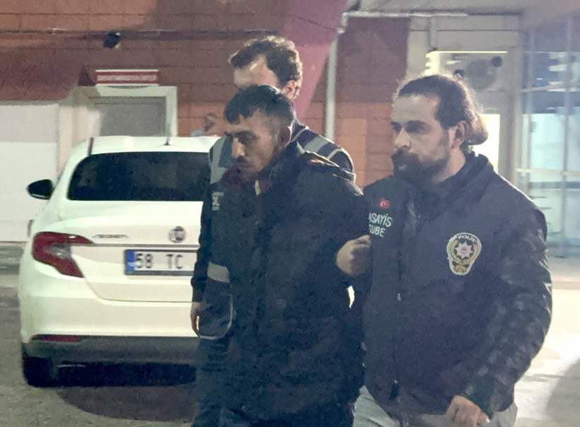 2 çocuk katledilmişti: Yol kenarındaki kemikler kayıp babaya ait çıktı - Resim : 1