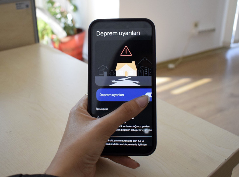 Deprem fırsatçılarına dikkat! Sahte uygulamalarla cebimize giriyorlar - Resim : 1