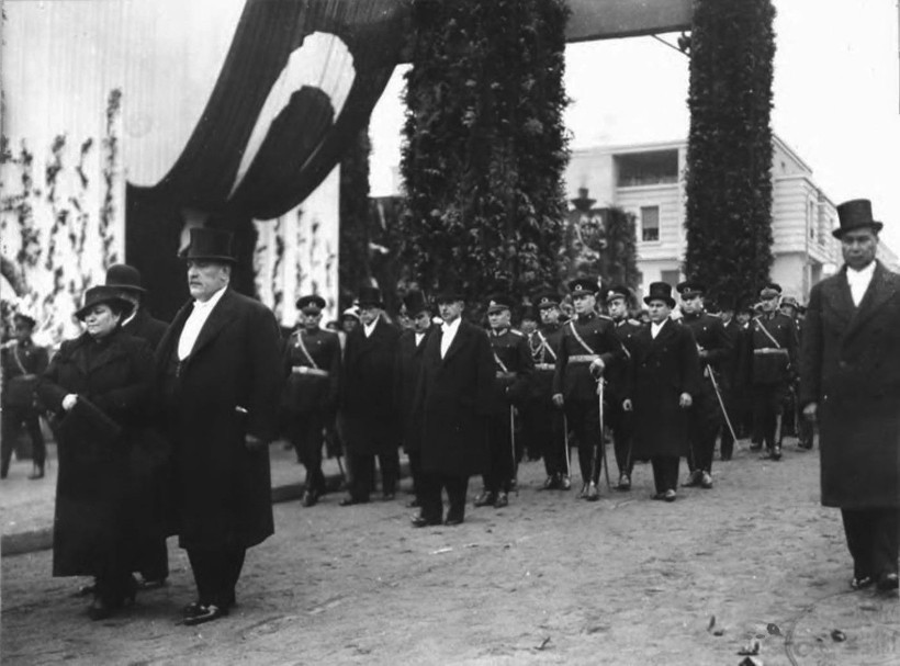 Gözyaşlarıyla tarihe geçen anlar: Atatürk’ün cenaze yolculuğu - Resim: 42