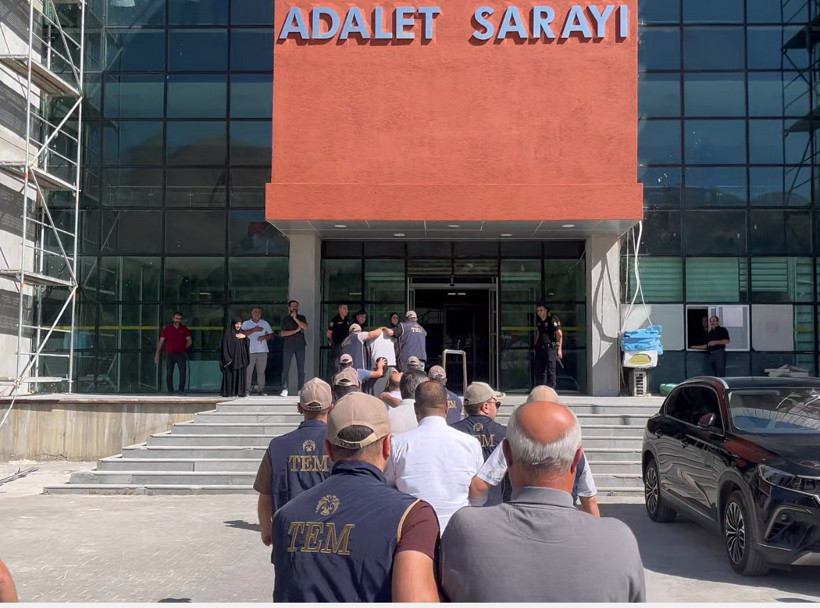 Hizb-ut Tahrir'e operasyon - Resim : 1