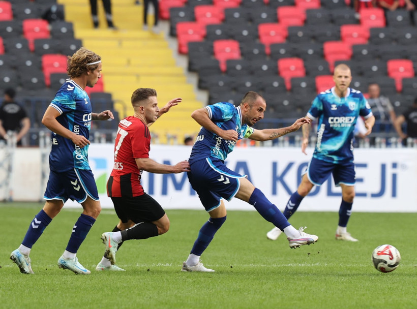 Gaziantep'te 4 gol var ama kazanan yok - Resim : 1