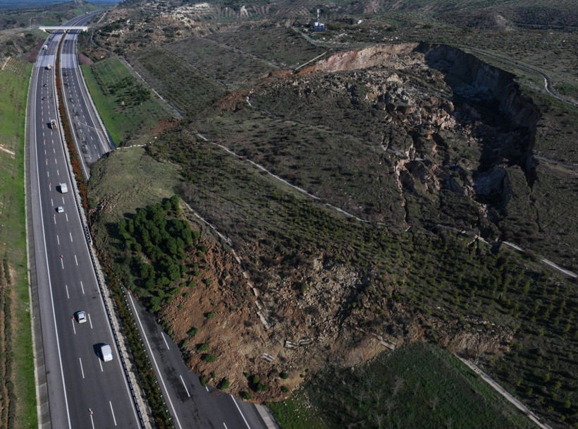 Faciadan dönülmüştü: İzmir-İstanbul yolu ulaşıma açıldı - Resim: 13