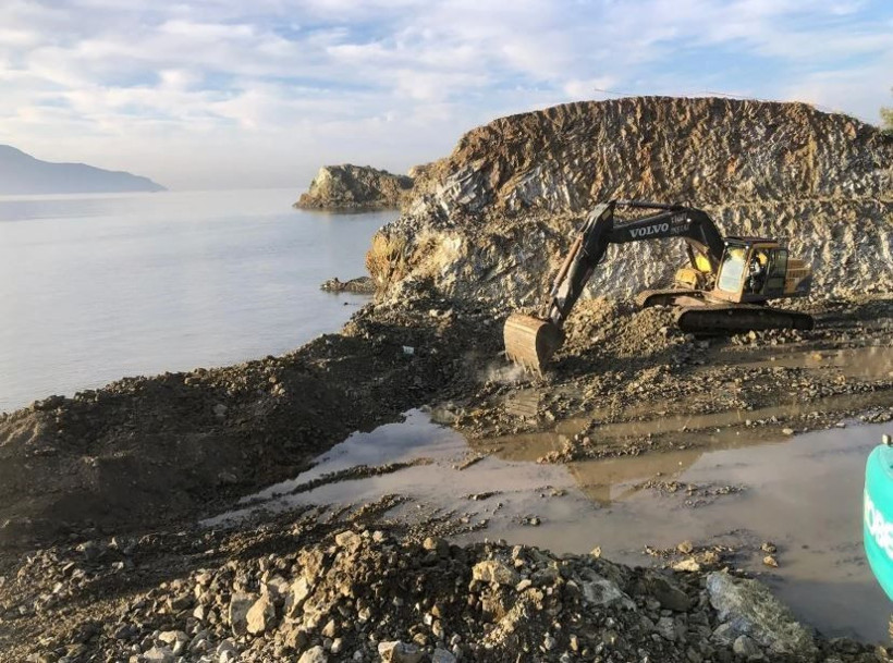 Plajda kıyım: Fatura kesildi, yıkım kararı alındı - Resim: 4
