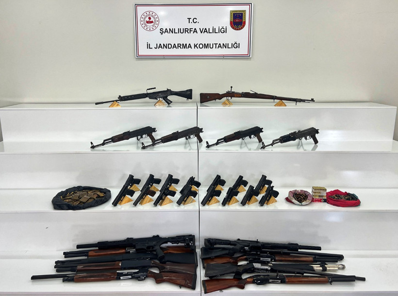 MİT ve jandarmadan operasyon: Uzun namlulu silahlar ele geçirildi - Resim : 1
