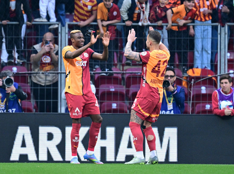 Galatasaray mayısta bir başka: Sivas'ı ilk yarıda nakavt etti! - Resim : 1