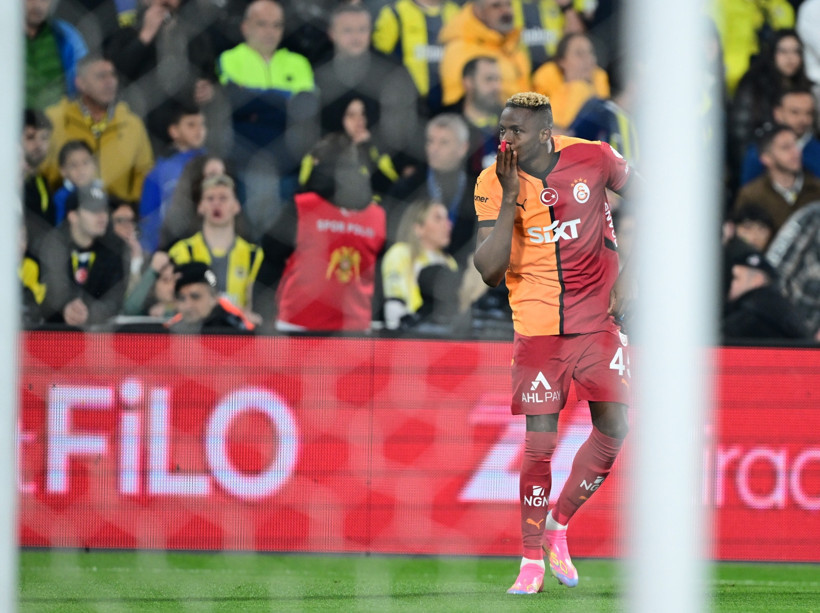 Osimhen için dev teklif: Resmen servet ödeyecekler - Resim : 1