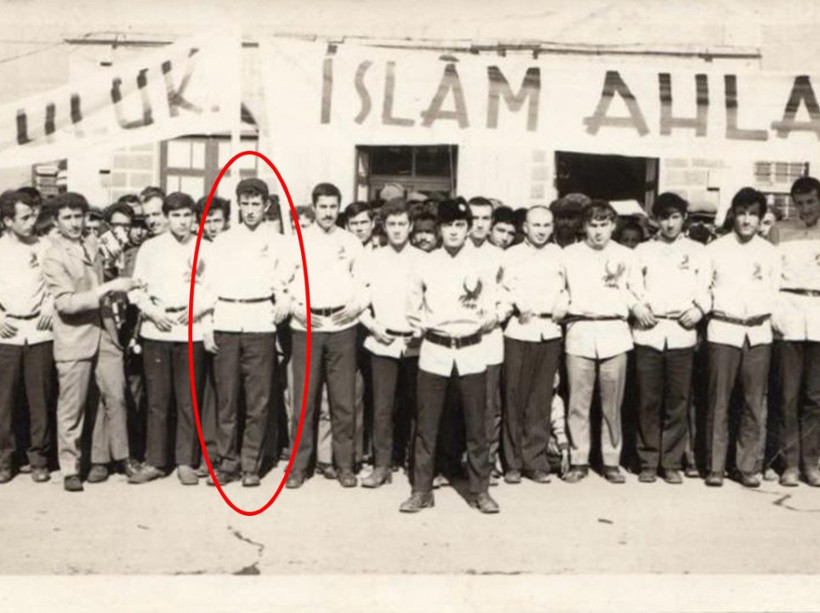 İmamoğlu: Komşu tarlada buldukları kuyuda dedektörle 'elinin körünü' arıyorlar - Resim : 3