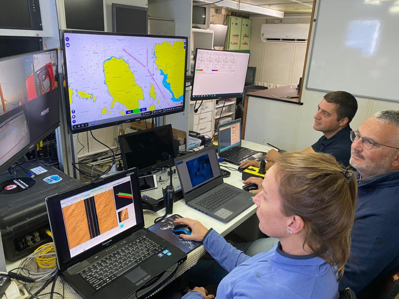 Ayvalık açıklarında 1500 yıllık ticaret gemisi batığı bulundu - Resim : 2