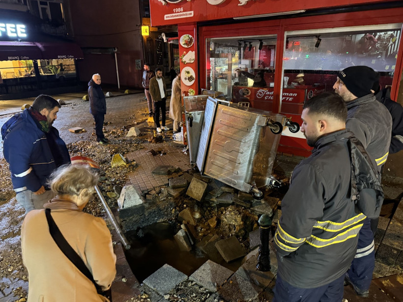 Kadıköy'de patlama: Bina boşaltıldı - Resim : 2