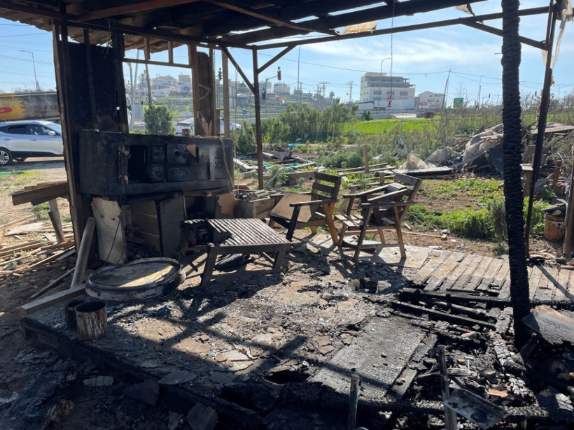 İsrailli yerleşimcileri ateşkes de durduramıyor: Köyleri basıp ateşe verdiler - Resim : 1