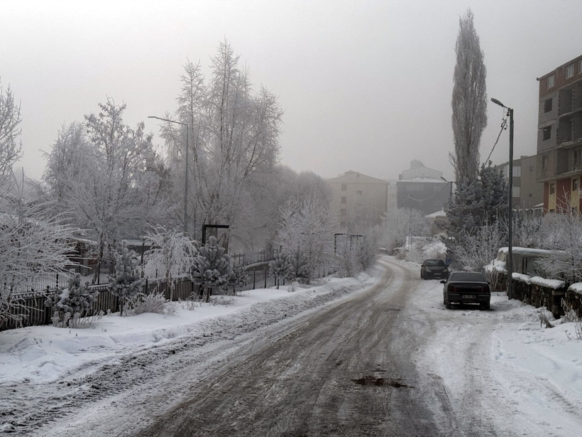 Ardahan buz kesti: Göle’de termometreler -28,4’ü gördü - Resim : 3