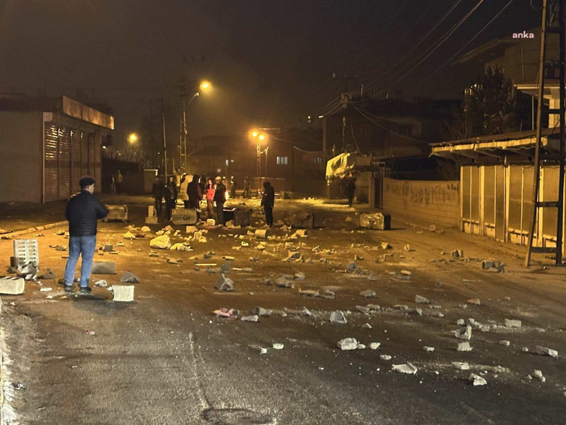 Van'da kayyum gerilimi: İki günde 300 gözaltı - Resim : 1