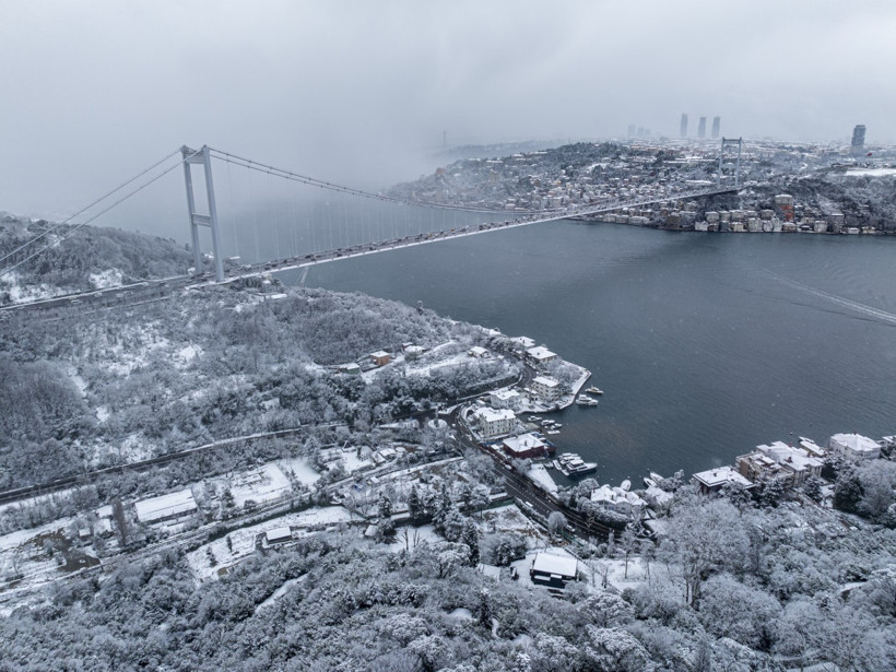 İstanbul’un kuzeyinde kar kalınlığı 40 santime ulaştı - Resim : 4