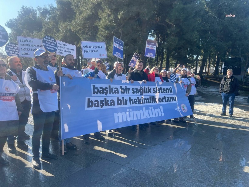 'Sağlık sistemi çöktü' diyen hekimler Ankara'ya yürüyor - Resim : 1