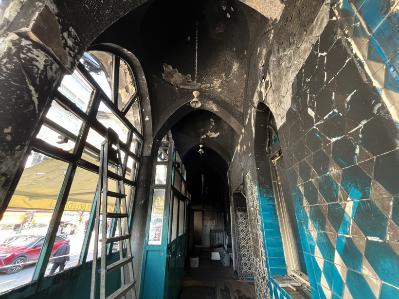 Camide korkutan yangın: Alevler her yeri sardı - Resim : 3