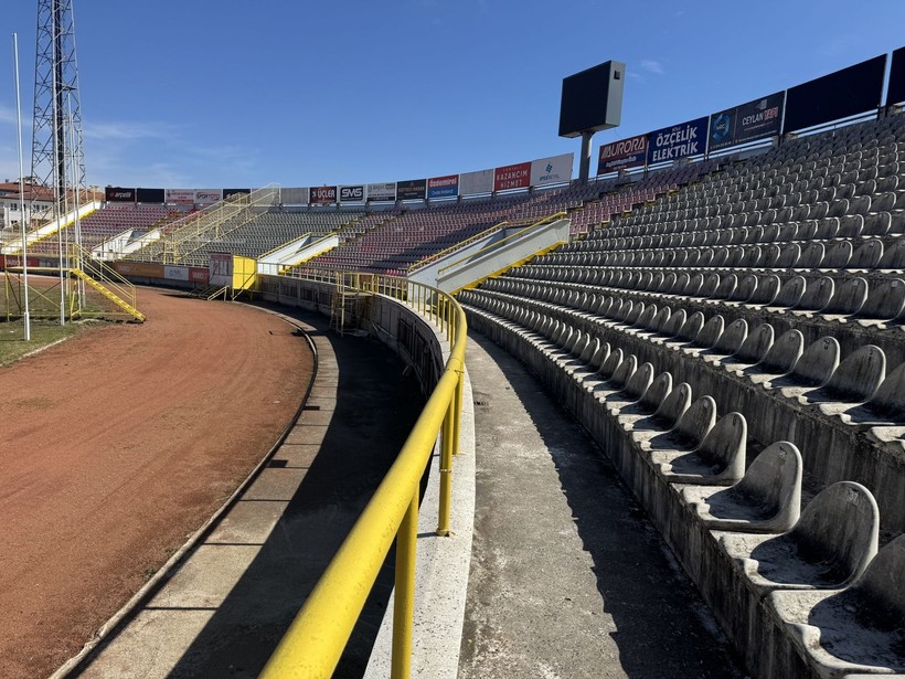 Bolu Atatürk Stadı kapatıldı! İşte nedeni ve son durum - Resim: 2