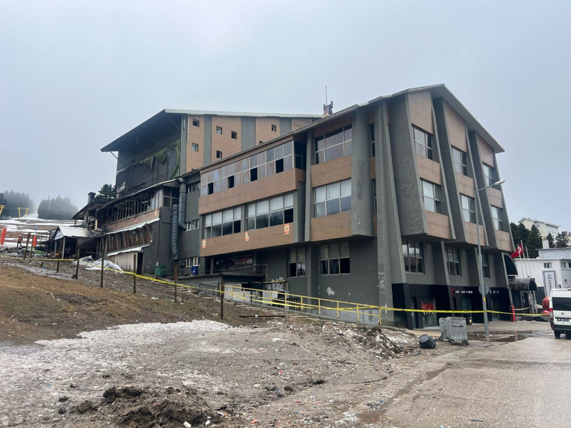 Uludağ'daki otel faciasında anne de can verdi - Resim : 1