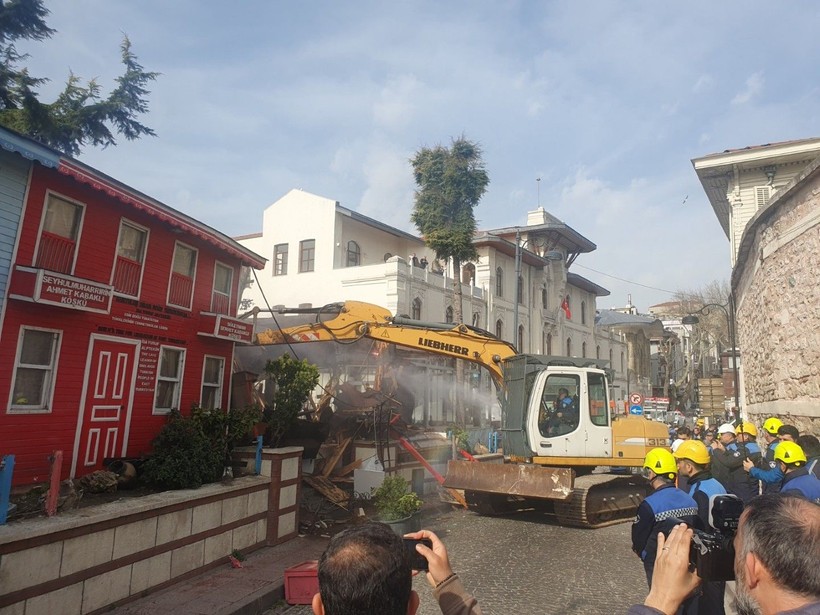 Aşevi değil restorandı: İBB kaçak yapıyı yıktı - Resim: 10