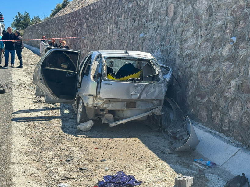 Uşak'ta kaza: Karı-koca can verdi - Resim : 1