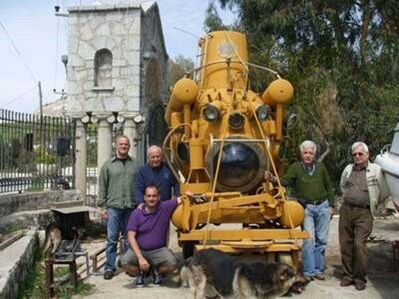Türkiye'nin ilk cep denizaltısı Bodrum'daki meydanda sergileniyor - Resim: 10