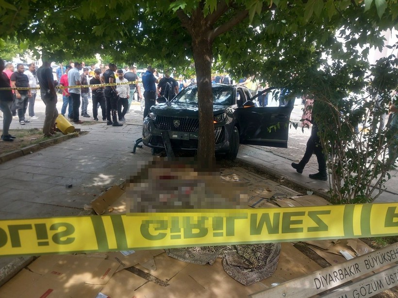 Hastane bahçesinde can verdi - Resim: 1