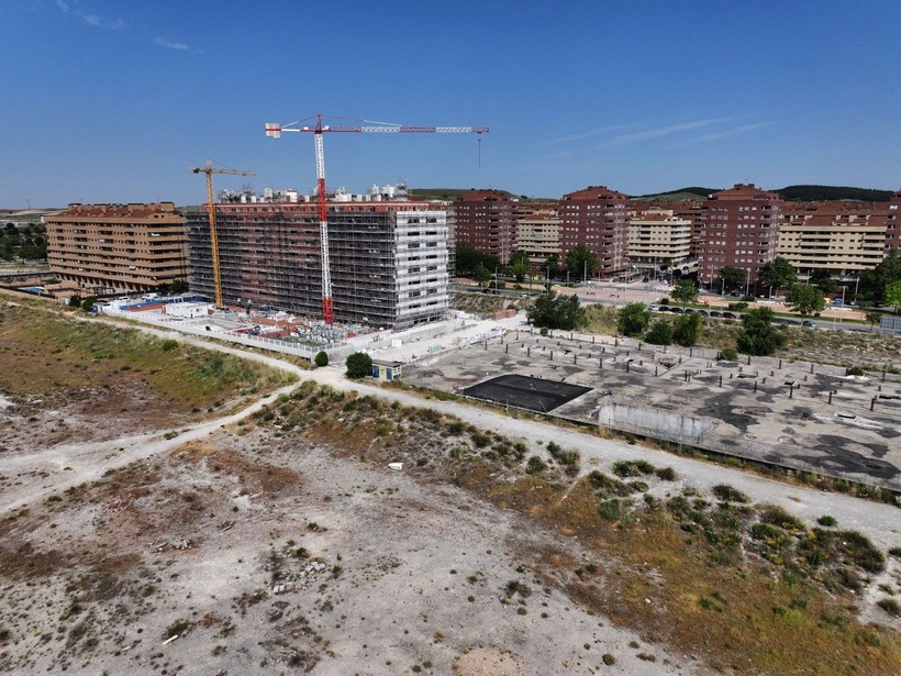 Konut krizi patladı, 'hayalet şehirlere' akın başladı - Resim: 5