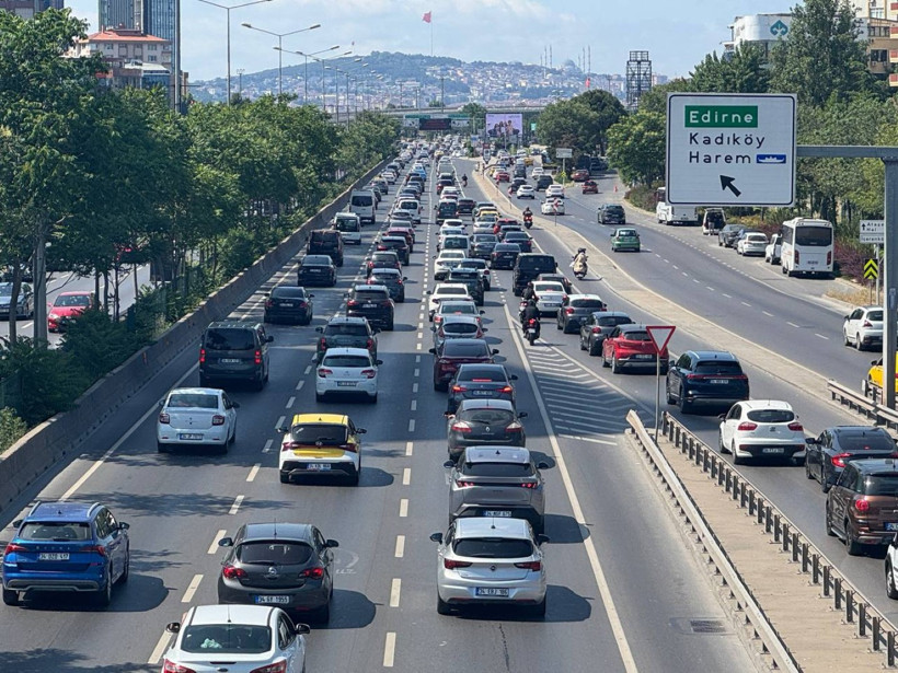 İstanbul trafiğinde bayram kısa sürdü - Resim : 3