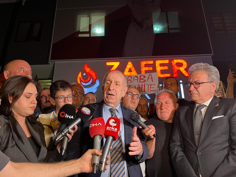 Ümit Özdağ tahliye edildi: Göreceksiniz beraat edeceğim, nerede kalmıştık? - Resim : 1