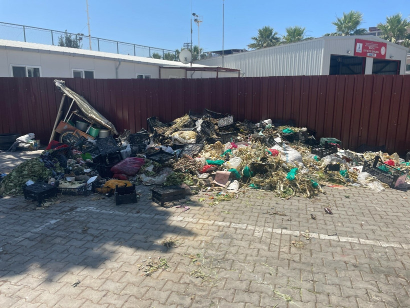 Buca Belediyesi'nde grev 6. gününde: Bazı işçiler kovuldu - Resim : 1