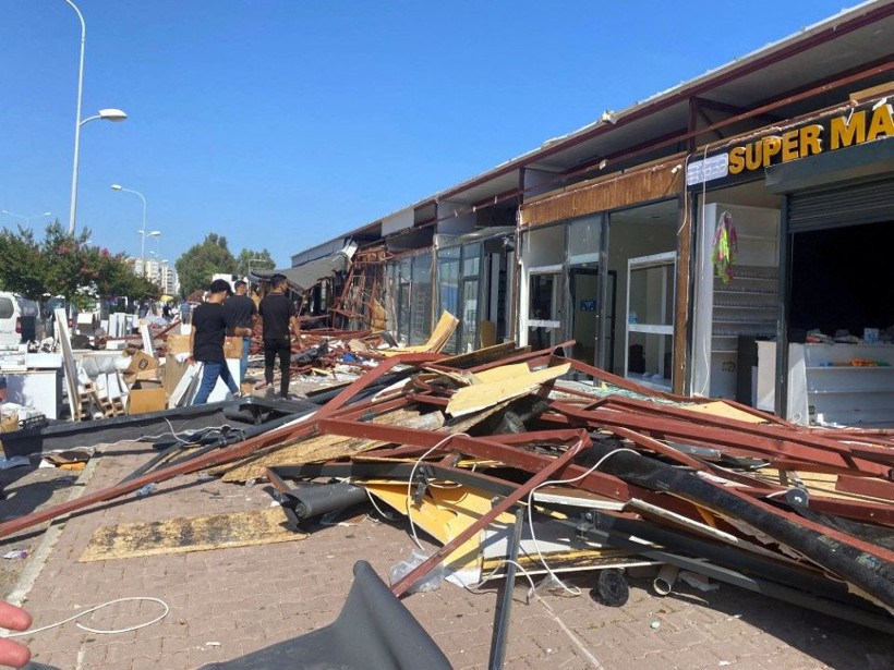 Antalya'da kaçak yapıların yıkımında arbede - Resim: 12