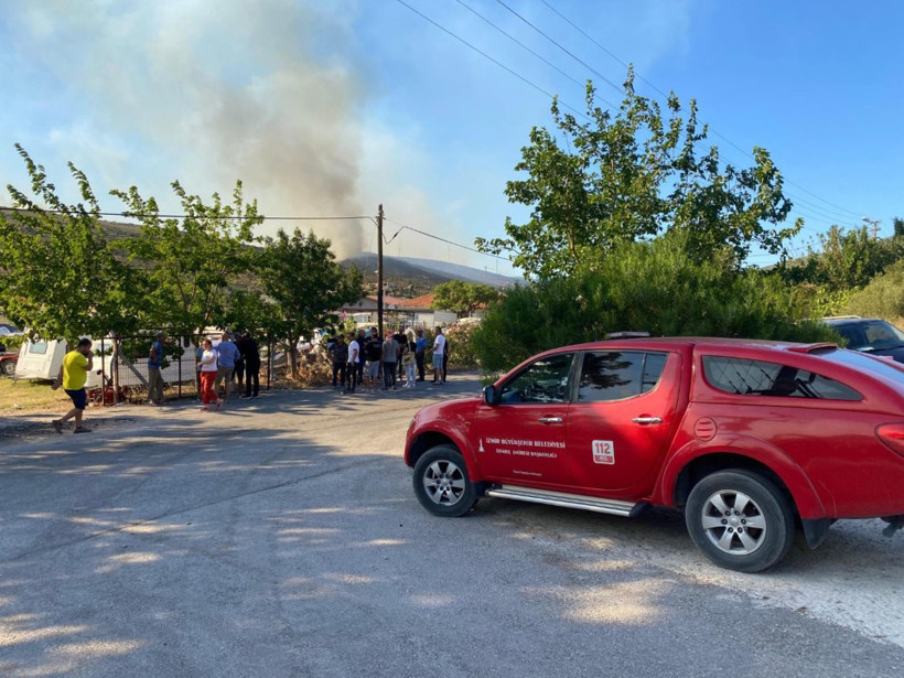 İzmir'de bir orman yangını daha - Resim : 4