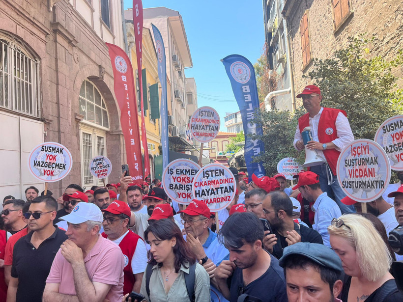 Kovulan arkadaşları için Tugay'ın ofisine yürüdüler - Resim : 2