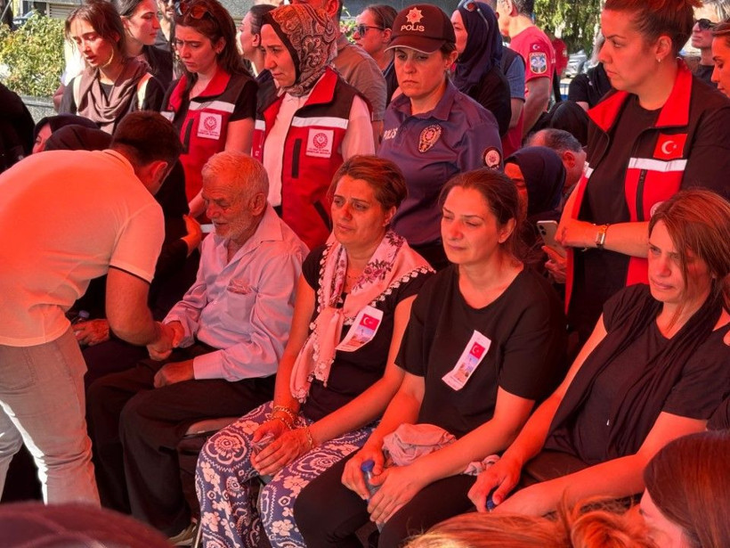 Orman şehitlerine acı veda: ‘Ben sensiz ne yapacağım?’ - Resim: 18