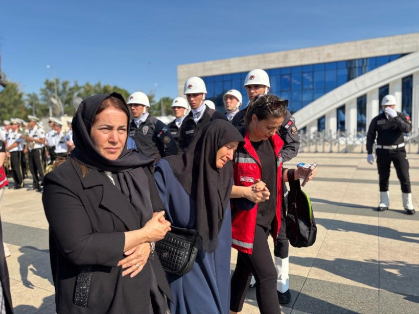 Orman şehitlerine acı veda: ‘Ben sensiz ne yapacağım?’ - Resim: 20