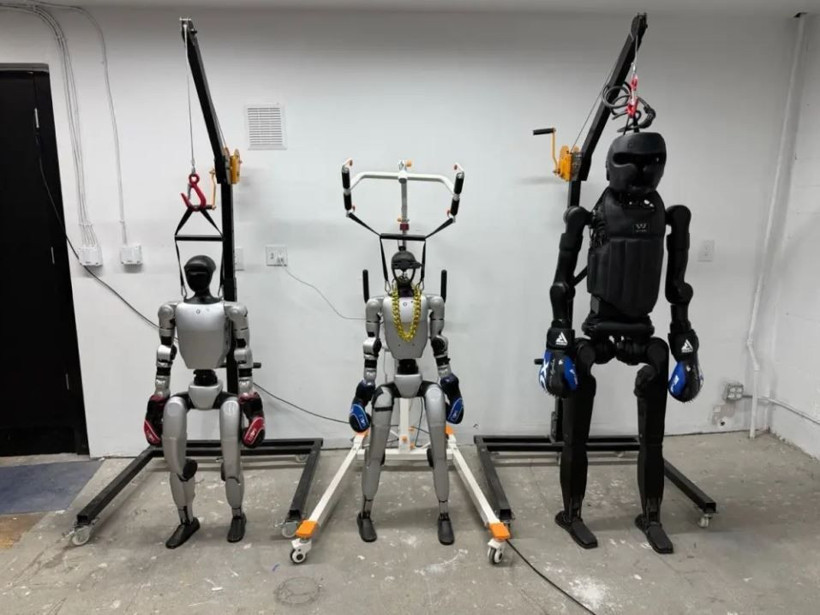 Bilim kurgu filmlerini aratmayan görüntüler: Dövüş robotu kontrolden çıktı - Resim: 6