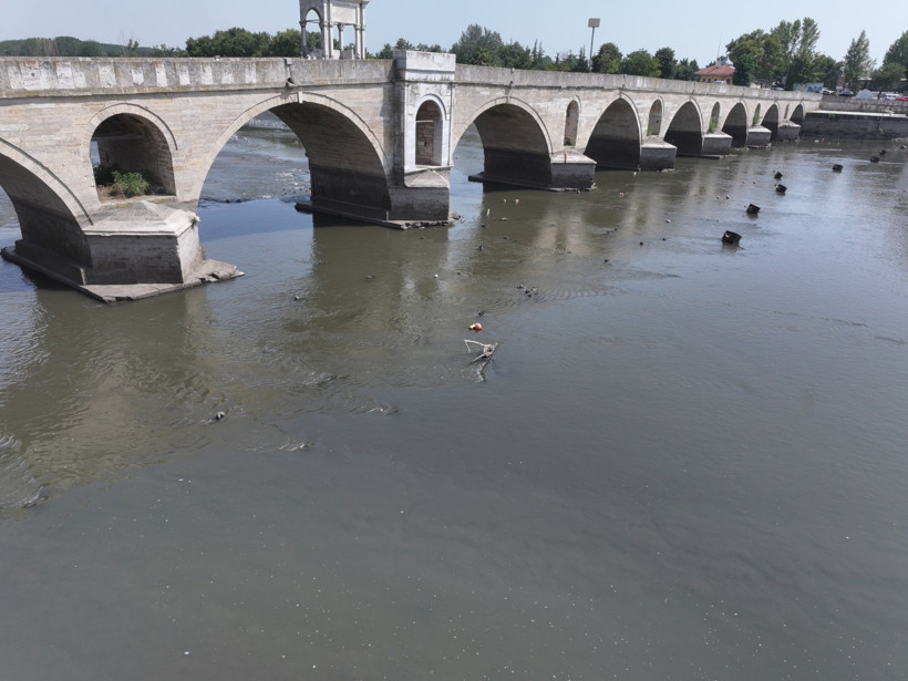 Meriç çekildi, tarih ortaya çıktı! 1830’ların ahşap köprüsü yeniden göründü - Resim : 3